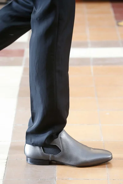 Look 77